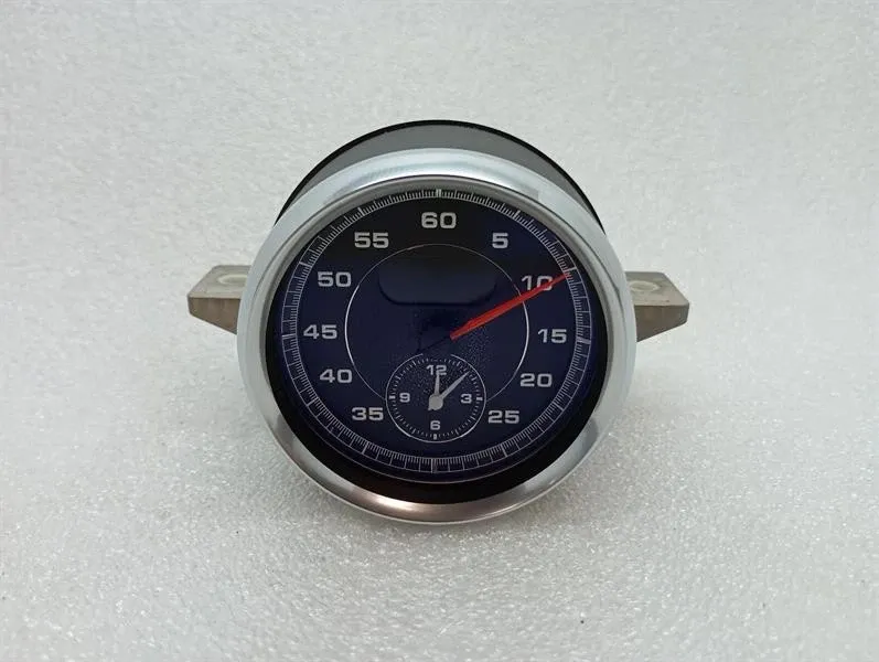 Porsche 911 (991) Porsche 911 991 Time Clocks 9P1919203ED Chrono Clock Analogue Body type: Convertible
Fuel: Petrol