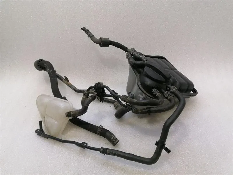 Bentley Continental GT, GTC, Flying Spur Expansion Tank Bentley Continental W12 Expansion Tank 3W012140...