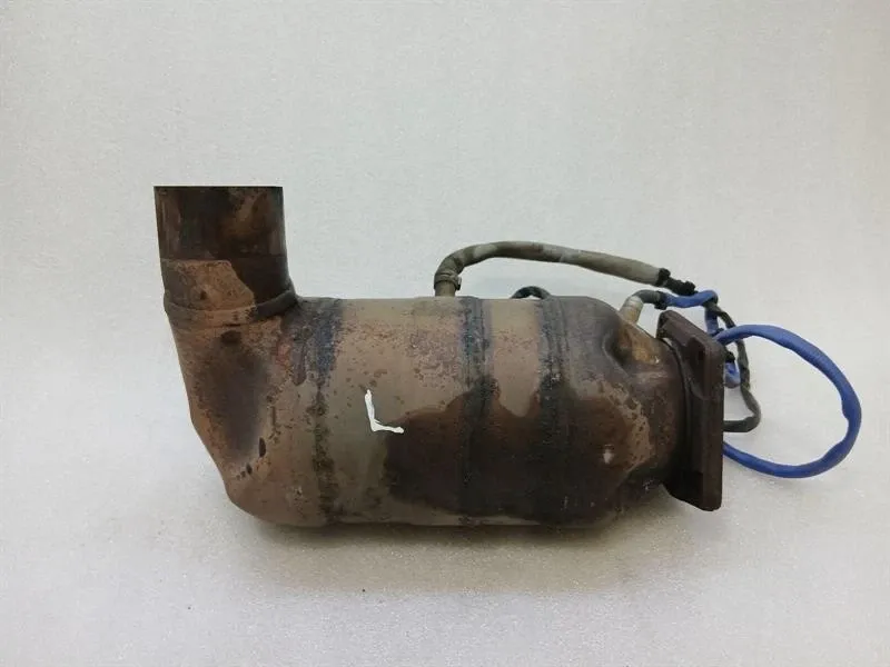 Porsche 911 (991) Porsche 911 991 Catalytic Converter 99711300930 Turbo 1-3 Left Catalytic Converter 3.8 Body type: Convertible
Fuel: Petrol