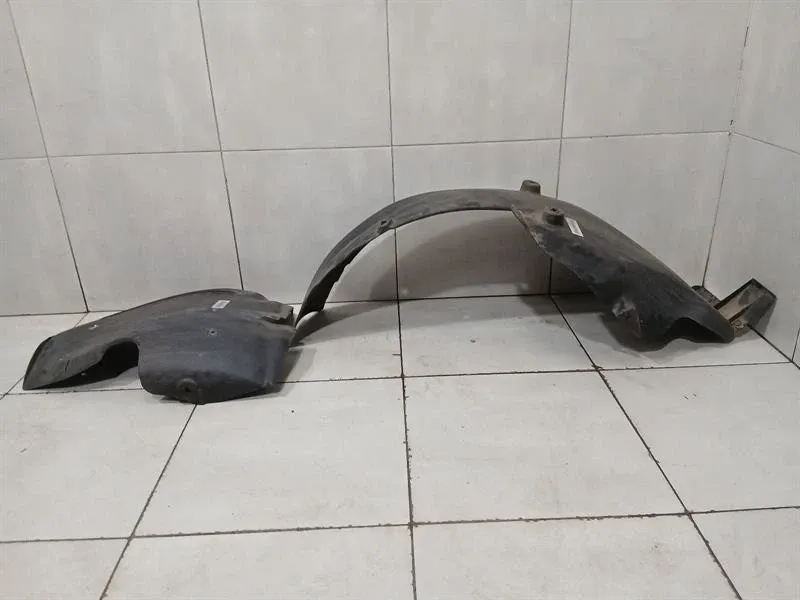 Porsche 911 (991) Porsche 911 991 Wheel Arch Liner 99150430502 RL Wheel Arch Cover Body type: Convertible
Fuel: Petrol