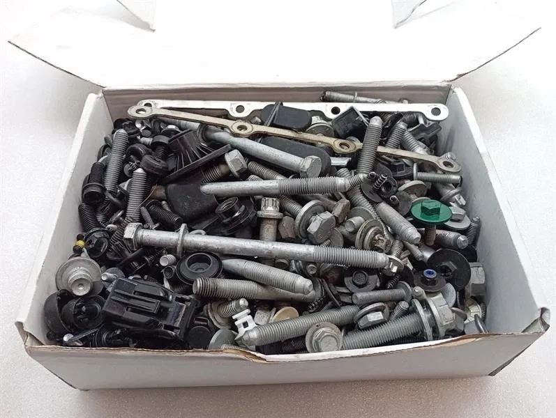 BMW 4 (G22 / G23 / G26)  BMW 4 G83 M4 SCREWS BOLTS FROM ONE CAR SET BOLTS Body type: Convertible
Fuel: Petrol
