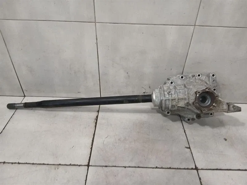 Porsche Panamera Porsche Panamera 970 Front Diff 97034901153 Differential Front Turbo S Body type: Hatchback
Fuel: Petrol