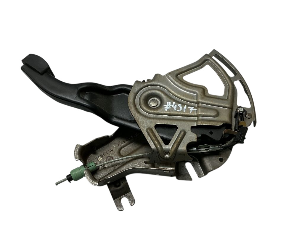 Chrysler 300 Parking brake pedal 04779478AH Parking brake Pedal CHRYSLER 300C II...
