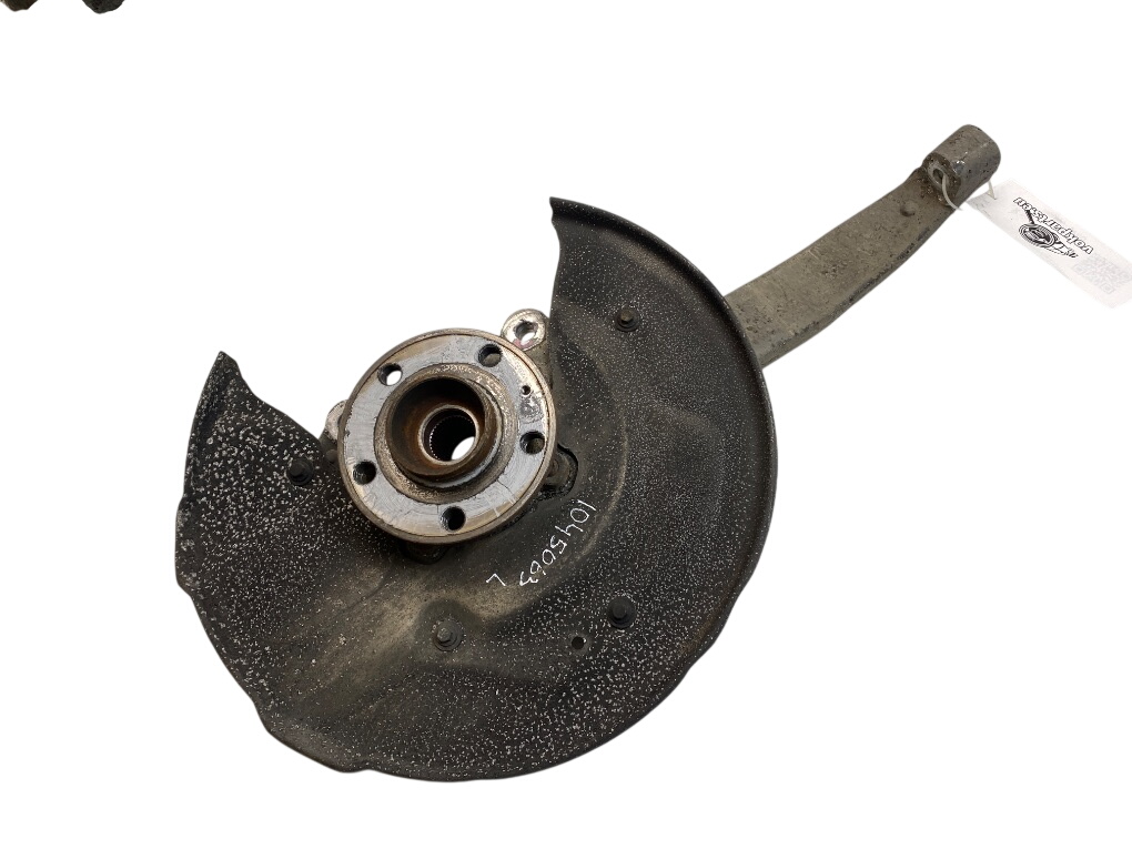 Volvo XC90 Wheel bearing housing front left 32298139 Wheel bearing housing front left VOLVO...