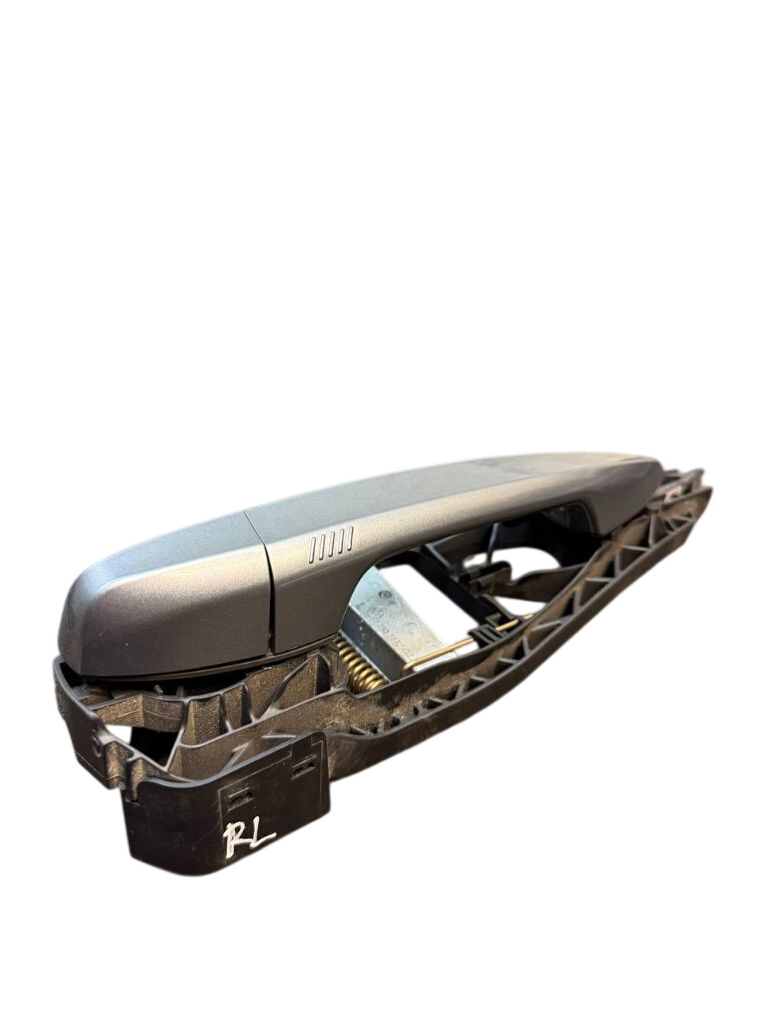 BMW X5 (F15) Door Handle Exterior Rear Left 51217348743 51217433843 51227328103 51217401211...