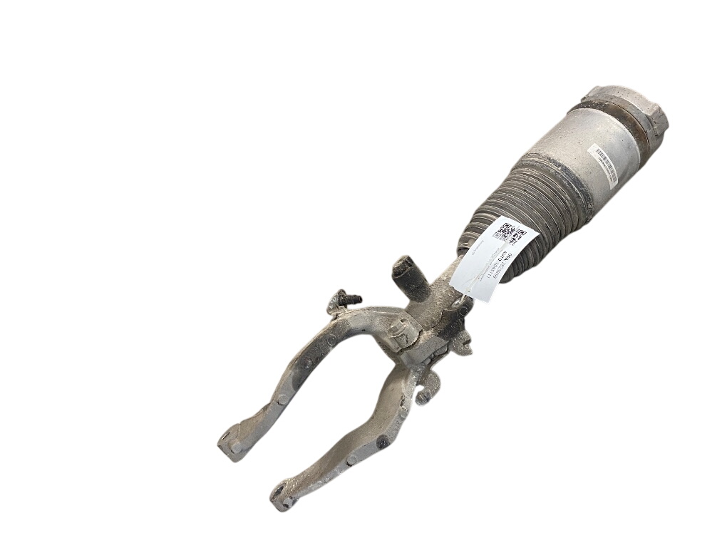 Volvo XC90 Air shock absorber front right 32269549 Air shock absorber front right VOLVO X...