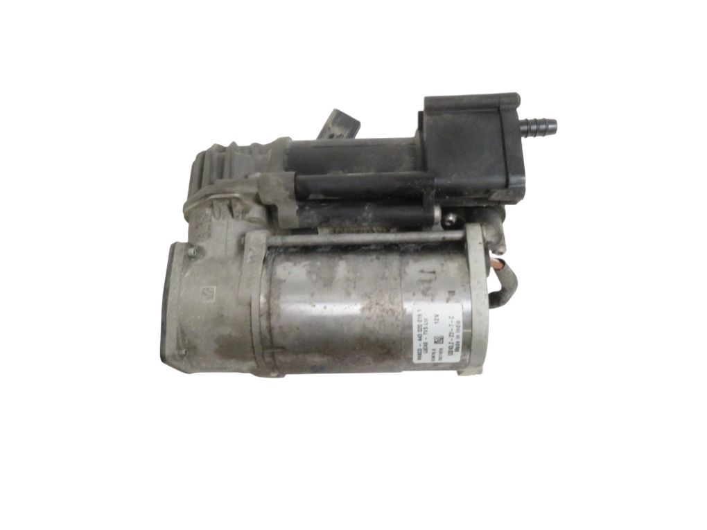 Mercedes-Benz A (W176) Air Suspension Compressor A0993200004 Air Suspension Compressor MERCEDES-...