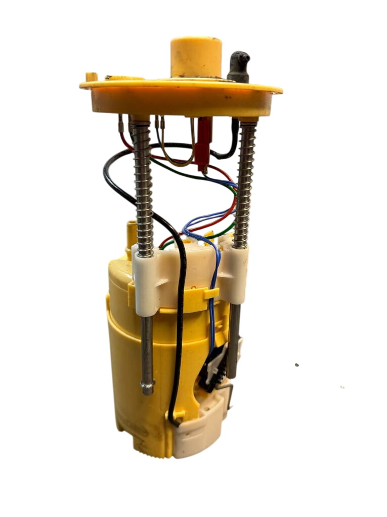 BMW X5 (F15) Fuel delivery pump 7380137 Fuel delivery pump BMW X5 (F15, F85) (2...