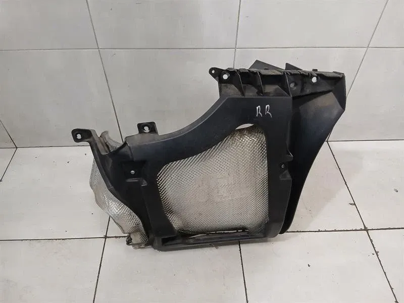 Porsche 911 (997) Porsche 911 997 holder bracket 99750583200 holder carrier rear right C2 only Body type: Coupe
Fuel: Petrol