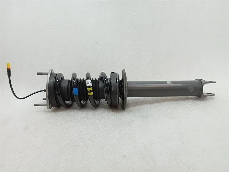 Porsche 911 (992) Porsche 911 992 shock absorber rear 992513031R shock absorber rear Body type: Convertible
Fuel: Petrol