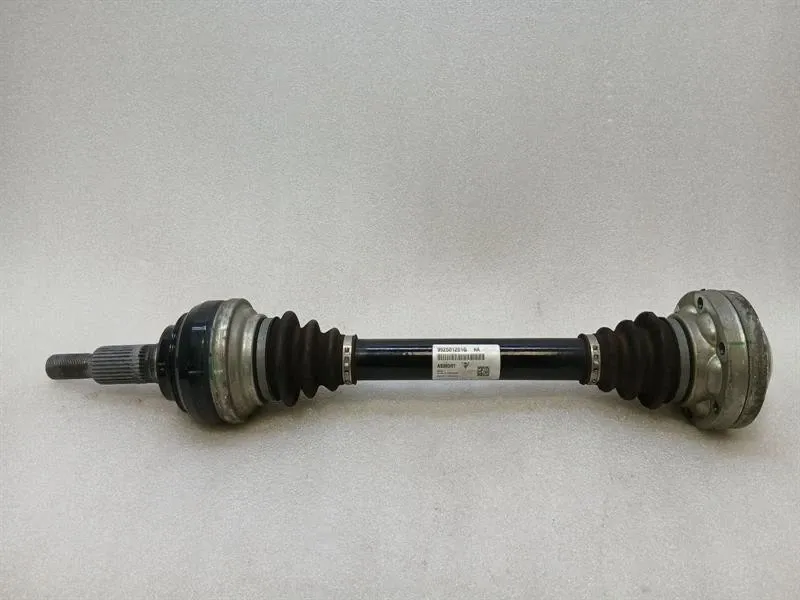 Porsche 911 (992) Porsche 911 992 Left Rear Drive Shaft 992501201G Turbo, L=R Drive Shaft Rear Body type: Coupe
Fuel: Petrol