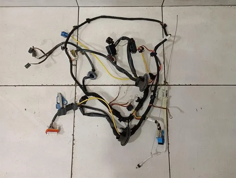 Porsche 911 (997) Porsche 911 997 Wiring Loom 99761255122 Front End Wiring Harness Body type: Coupe
Fuel: Petrol