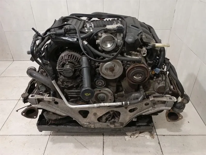 Porsche 911 (997) MK1 2005-2008 3.6 PORSCHE 911 997 ENGINE M96.05 ENGINE M96/05 COMPLETE Body type: Coupe
Fuel: Petrol