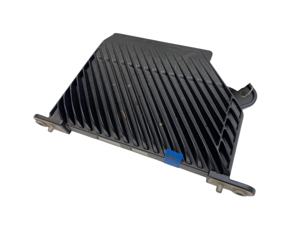 Volvo XC90 Audio amplifier
