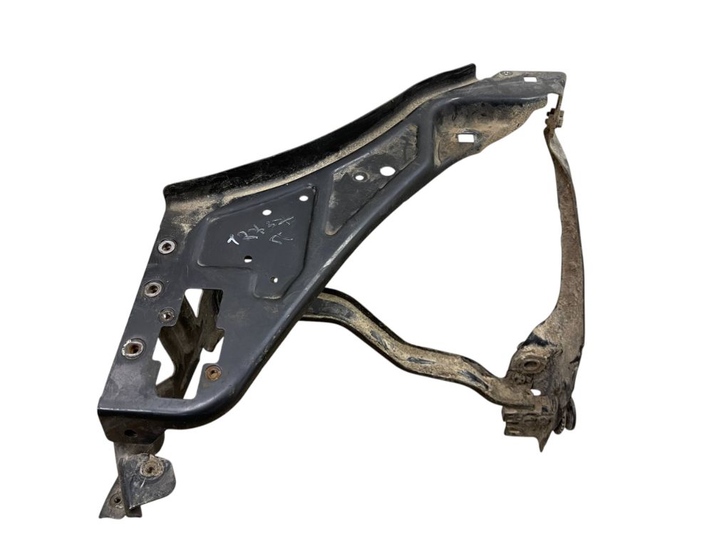 Mercedes-Benz C (W204) Headlight Mounting Left 2076200391 2076201900 2076200785 207620025 2076...