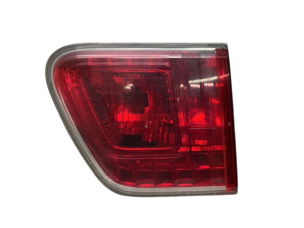 Toyota Avensis (T27) Inner tail light, left 8159105110 Inner tail light, left TOYOTA AVENSI...