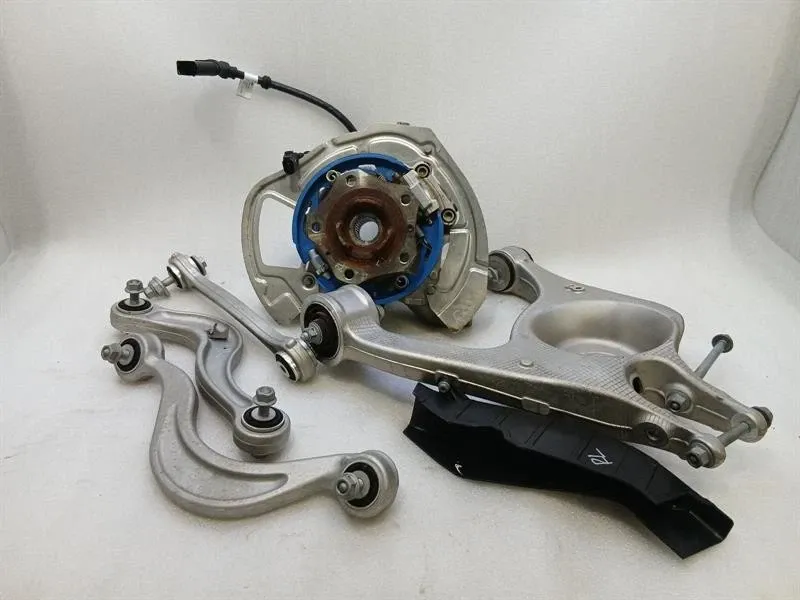 Porsche Panamera Porsche Panamera 9776 G3 2024-2026 Left Rear Hub 971505435J Rear Wheel Bearing Housing Body type: Hatchback
Fuel: Hybrid