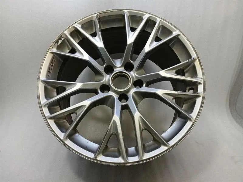 Chevrolet Corvette (C7) Chevrolet Corvette C7 Grand Sport Alloy Wheel 20986487 Rim ET43 19X10 Body type: Coupe
Fuel: Petrol