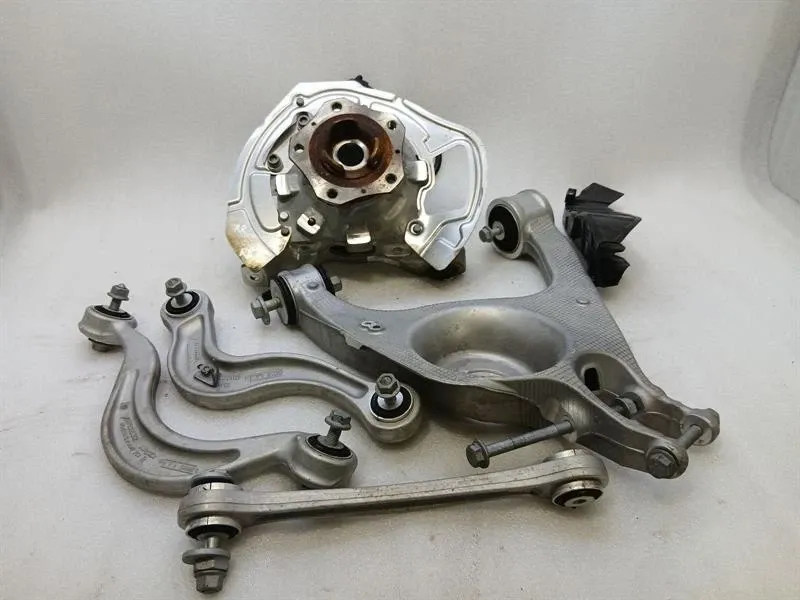 Porsche Panamera Porsche Panamera 976 G3 2024-2026 Right Rear Hub 971505436J Wheel Bearing Housing Body type: Hatchback
Fuel: Hybrid