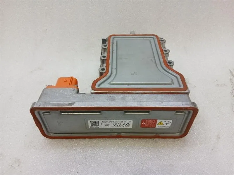 Porsche Panamera Porsche Panamera 976 G3 2024-2026 electronic module 5QF963231B control unit Body type: Hatchback
Fuel: Hybrid