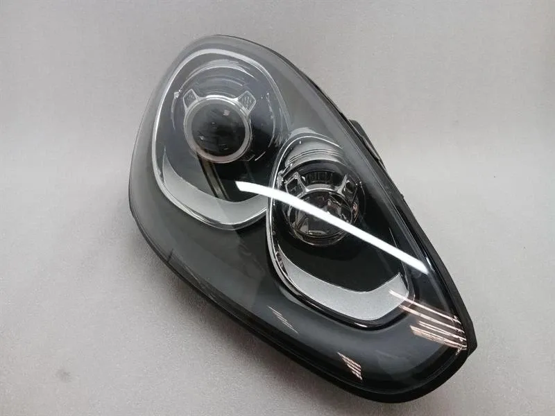 Porsche Cayenne Porsche Cayenne 958 92A Right Headlight 7P5941754D RHD MK2 14-18 Headlamp Body type: SUV
Fuel: Petrol