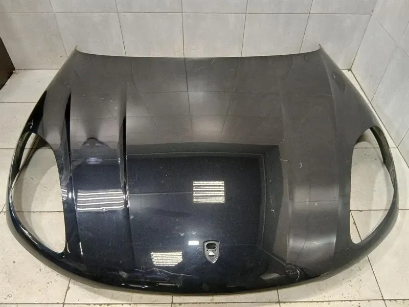 Porsche Macan (XAB) kapotas