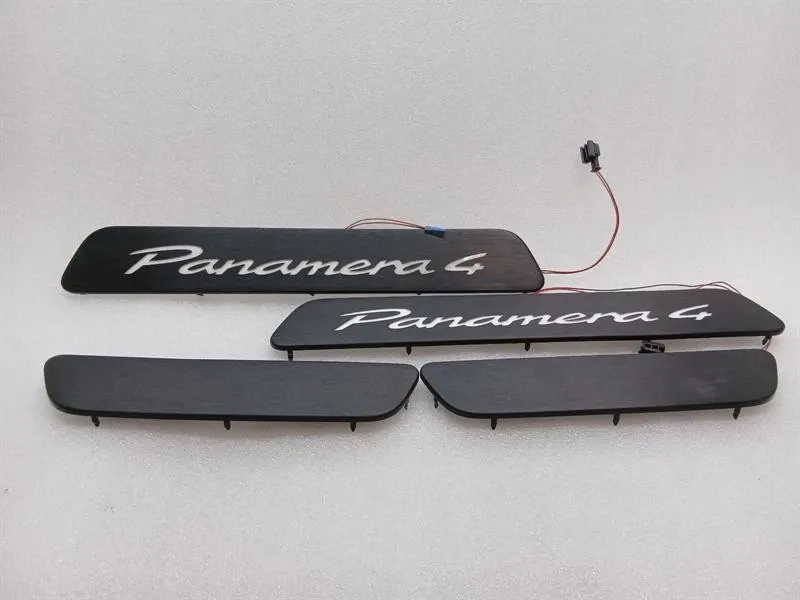 Porsche Panamera Porsche Panamera 976 G3 24-26 Door Sill 976853467T Door Sill Illuminated Body type: Hatchback
Fuel: Hybrid