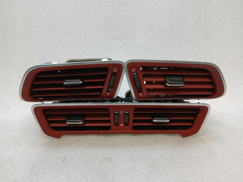 Porsche 911 (991) Porsche 911 991 air vent 99155214100 red leather ventilation nozzle ventilation grille Body type: Coupe
Fuel: Petrol