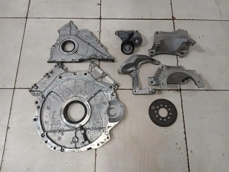 Porsche Panamera Porsche Panamera 976 G3 2024-2026 Engine Cover 06M103153J Engine Cover Body type: Hatchback
Fuel: Hybrid