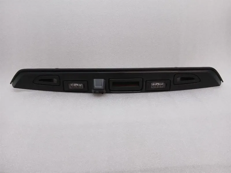 Porsche Panamera Porsche Panamera 976 G3 2024-2026 Rear View Camera 976827574q Rear View Camera Body type: Hatchback
Fuel: Hybrid