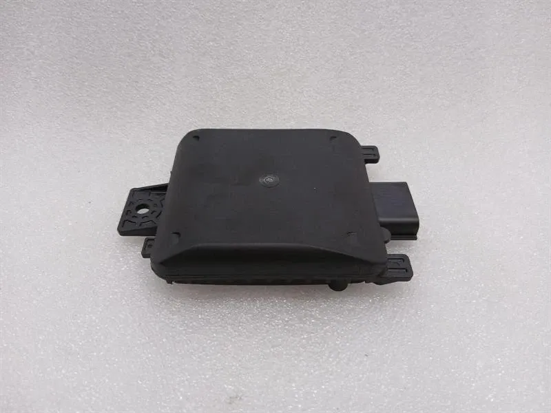 Chevrolet Corvette (C8) Chevrolet Corvette C8 Radar Sensor 84870463 Radar