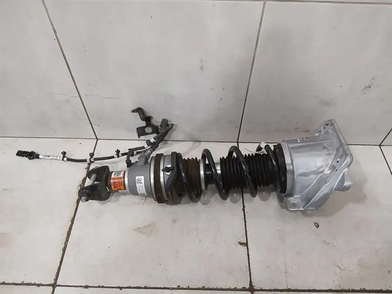 Chevrolet Corvette (C8) Chevrolet Corvette C8 Shock Absorber Front 84884798 LH AXLE LIFT Shock Absorber Body type: Coupe
Fuel: Petrol