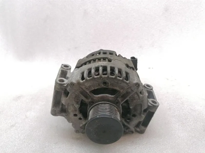 Mercedes-Benz CLS (C219) Mercedes CLS W219 Alternator A0131546402 Alternator A0131547002 Faulty Body type: Saloon
Fuel: Diesel
