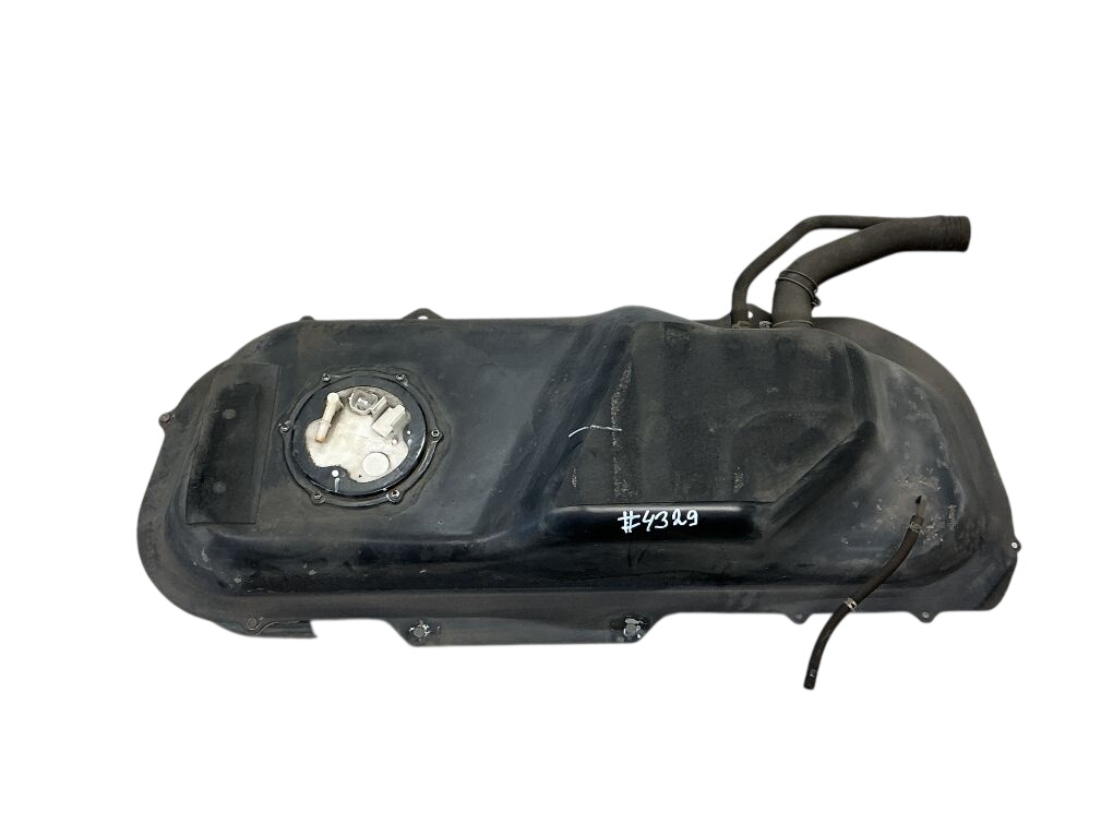 Mitsubishi Outlander kütusepaak 1700B231 1760A395 292100-0640 2921000640 Fuel T...
