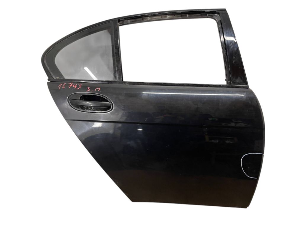 BMW 7 (E65 / E66 / E67 / E68) Door Rear Right 7202084 Door Rear Right BMW 7 (E65, E66) (2001-...