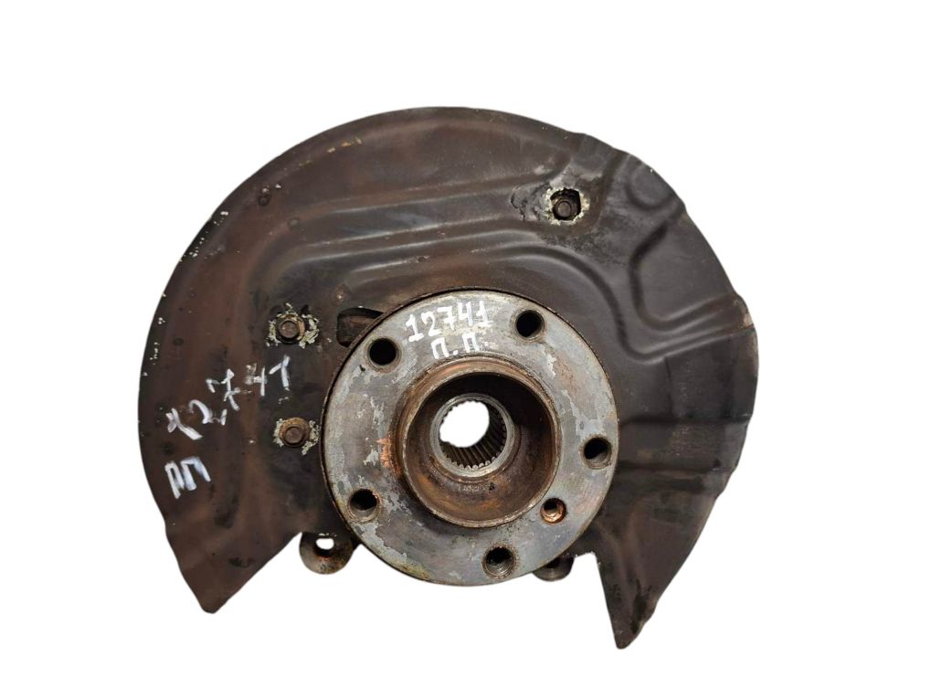 BMW X3 (E83) Wheel bearing housing front right