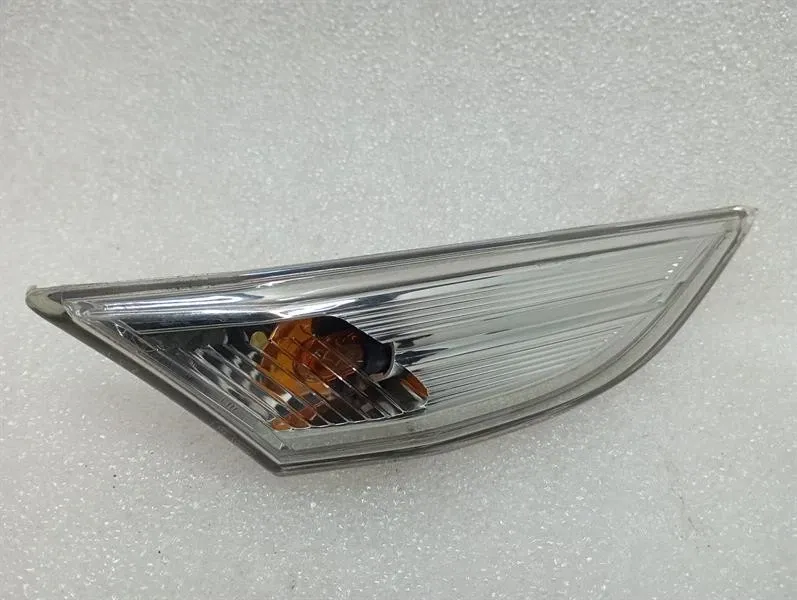 Porsche 911 (991) Porsche 911 991 Right Indicator 99163115602 Right Side Indicator Body type: Coupe
Fuel: Petrol