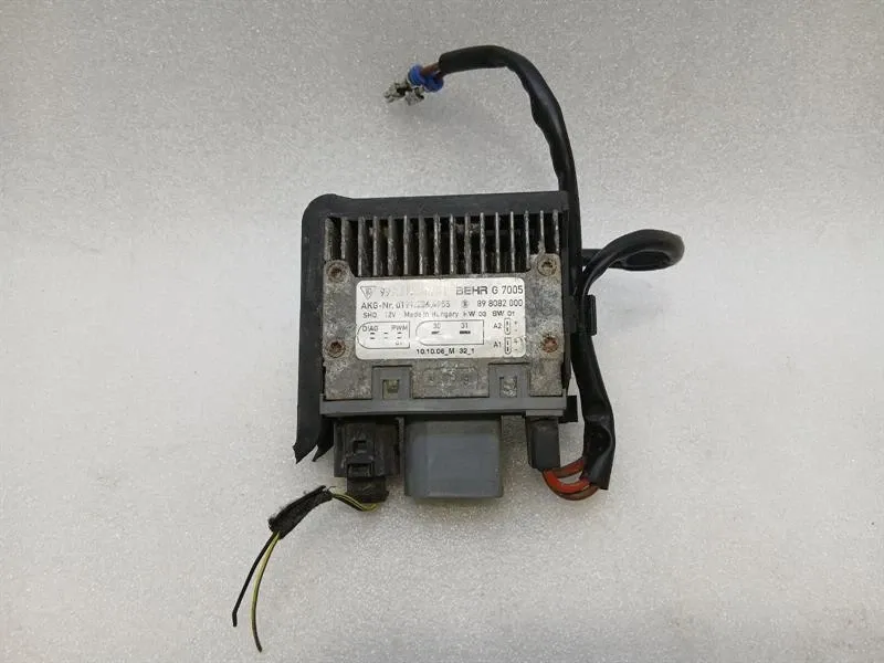 Porsche Boxster (987) Porsche Boxster 987 electronic module 99761843601 fan control unit