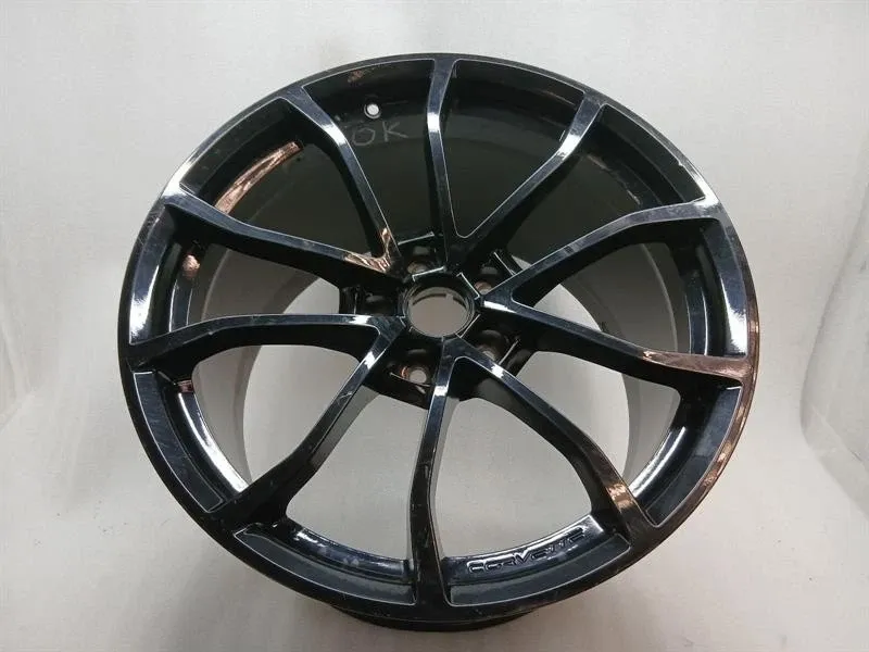 Chevrolet Corvette (C7) Chevrolet Corvette C7 Grand Sport Alloy Wheel 9598728 20X 12J X59 Rim Body type: Coupe
Fuel: Petrol