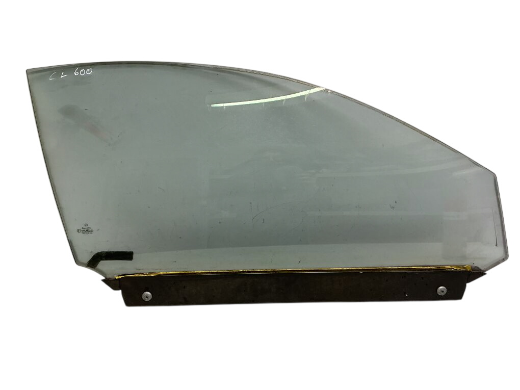 Mercedes-Benz C (W202) Door window glass front right A2157200218 Door window glass front right MERCE...