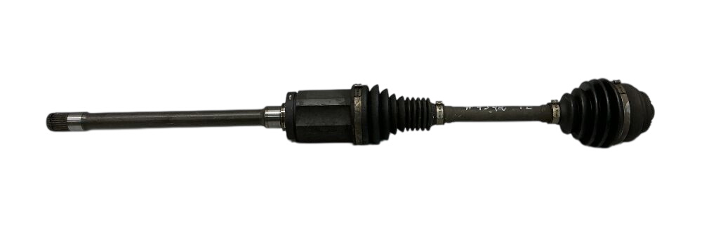 BMW 5 (F10 / F11) Drive Shaft Front Right 31607618678 Drive Shaft Front Right BMW 5 GRAN ...