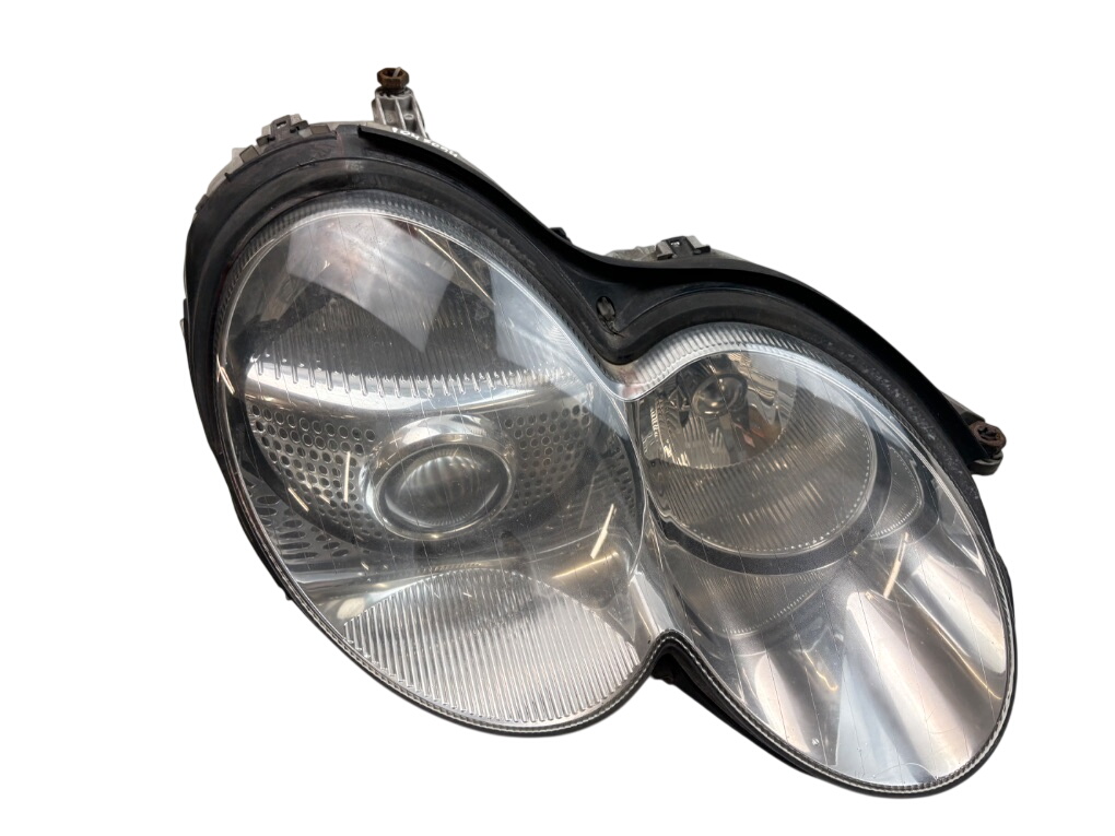 Mercedes-Benz A (W168) ajovalo (oikea) 0301176476 Headlight right MERCEDES-BENZ SL-CLA...