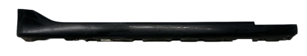 BMW 5 (F10 / F11) oikea sivuhelma 722266007 Side Skirt Right BMW 5 GRAN TURISMO (...