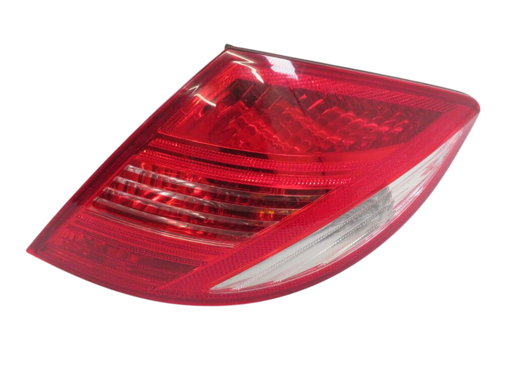 Mercedes-Benz C (W204) Tail light, right A2168201064 Tail light, right MERCEDES-BENZ S-C...