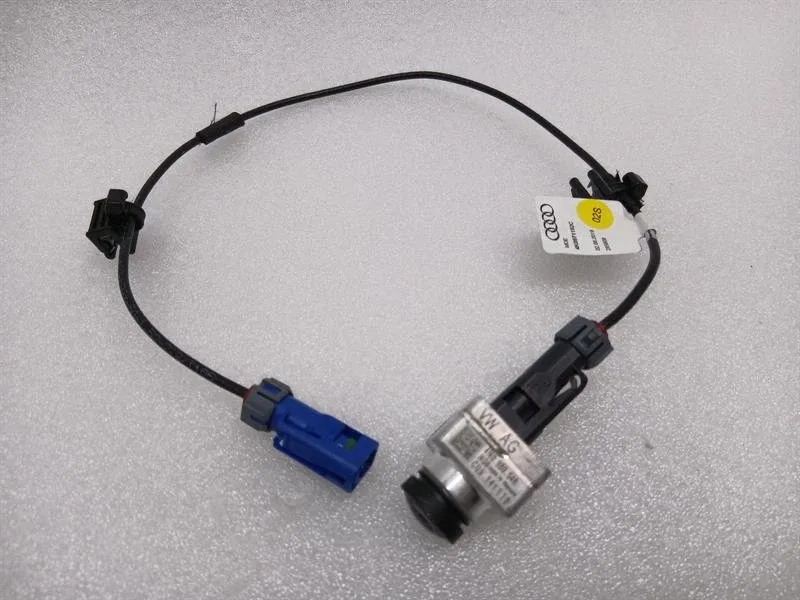 Audi R8 NEW NEW AUDI VW PORSCHE LAMBORGHINI BENTLEY CAMERA 4N0980546 CAMERA