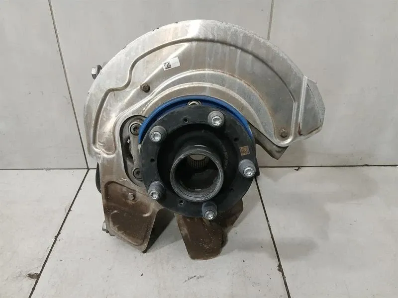 Porsche 911 (992) Porsche 911 992 GT3 Right Rear Hub 9GT505052A Wheel Bearing Housing Rear Right Body type: Coupe
Fuel: Petrol