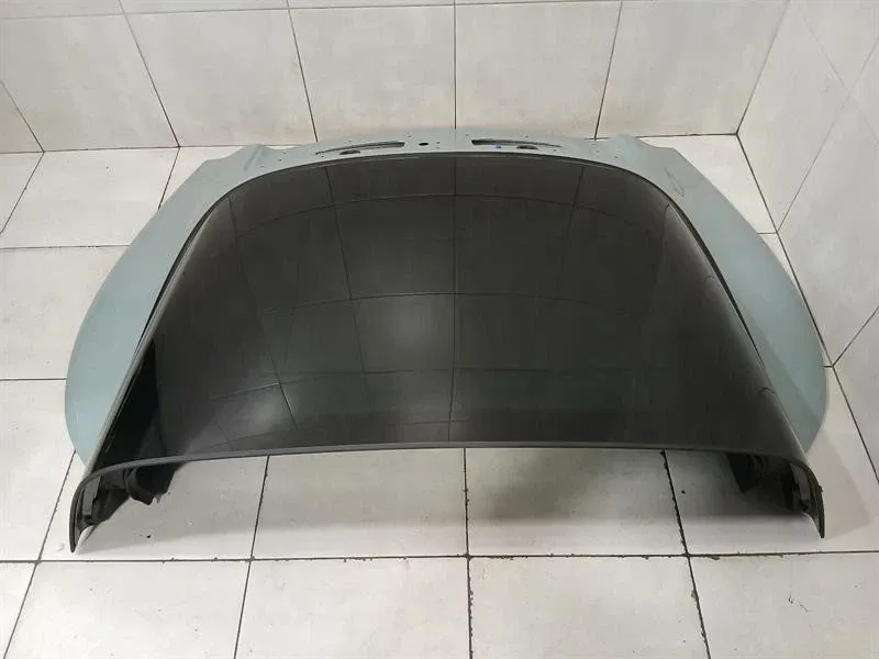 Porsche 911 (992) 2026 Porsche 911 992 Targa Rear Lid 992845048 MK2 Tailgate Glass Rear Glass Body type: Targa
Fuel: Hybrid