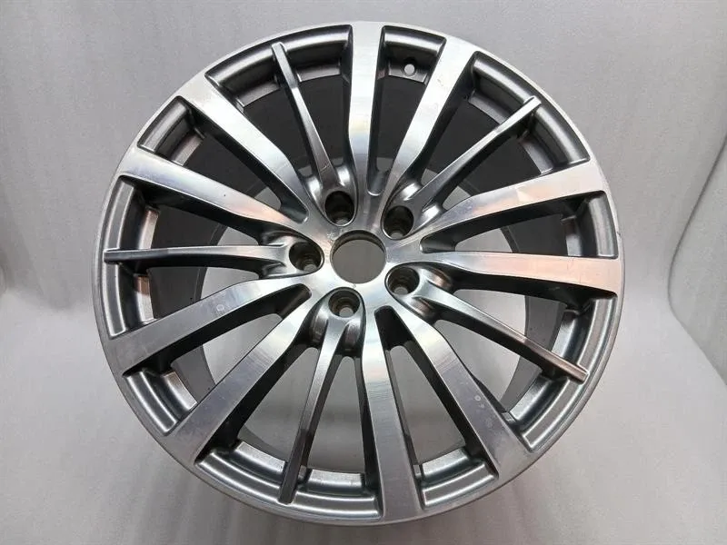 Maserati Ghibli Maserati Ghibli M157 Rear Alloy Wheel 670016856 10JX19 ET40 Rear Rim Body type: Saloon
Fuel: Petrol