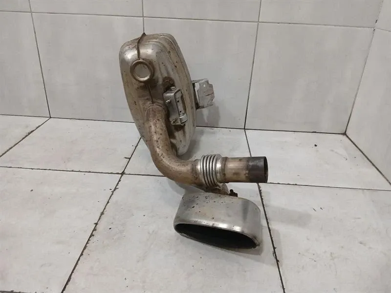 Porsche 911 (991) Porsche 911 991 exhaust silencer 99111142103 left exhaust muffler left Body type: Coupe
Fuel: Petrol