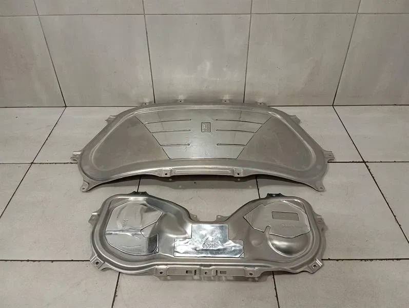 Porsche Boxster (981) Porsche Cayman 981 Engine Cover Set 9815041810 Engine Cover Set Body type: Coupe
Fuel: Petrol